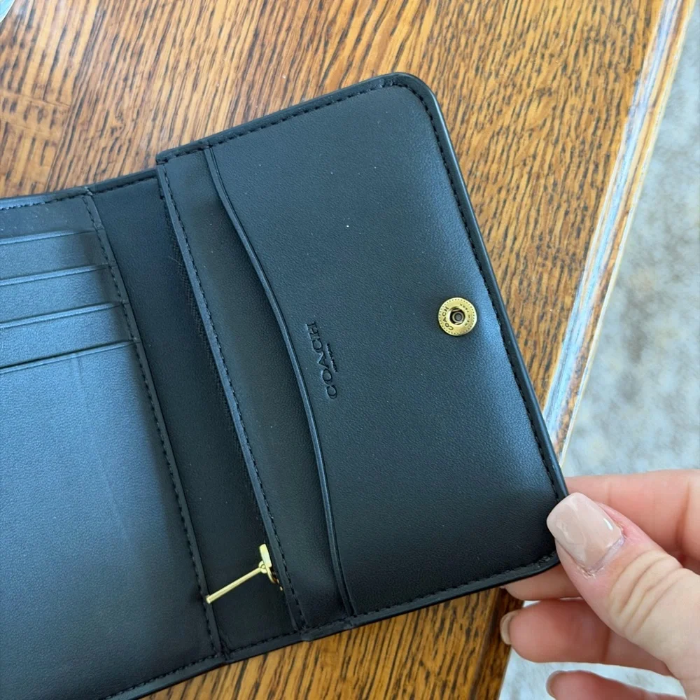 Coach Essential Slim Card Case Black/Brass - Picture 7 of 10